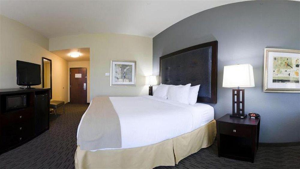 Holiday Inn Express Waycross Ngoại thất bức ảnh