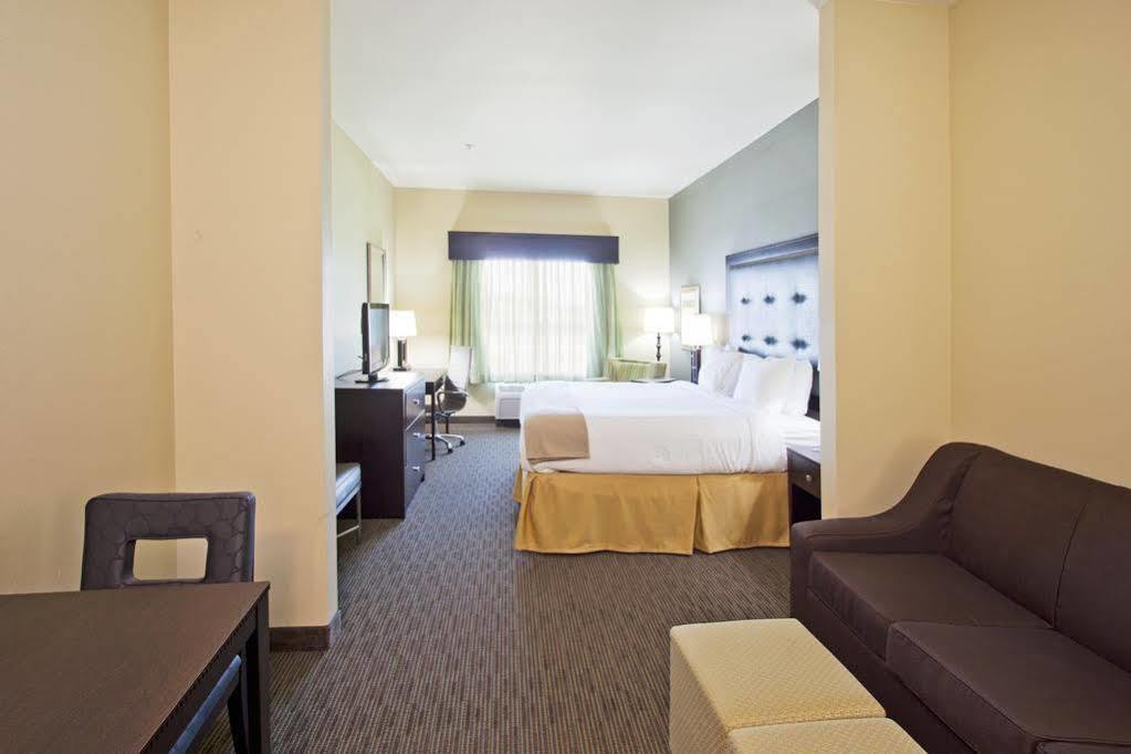 Holiday Inn Express Waycross Ngoại thất bức ảnh