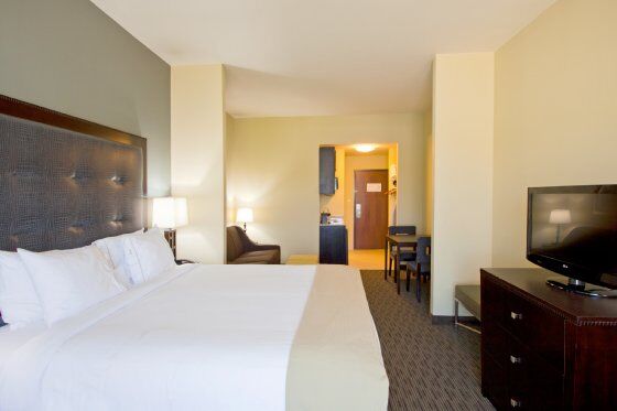 Holiday Inn Express Waycross Ngoại thất bức ảnh